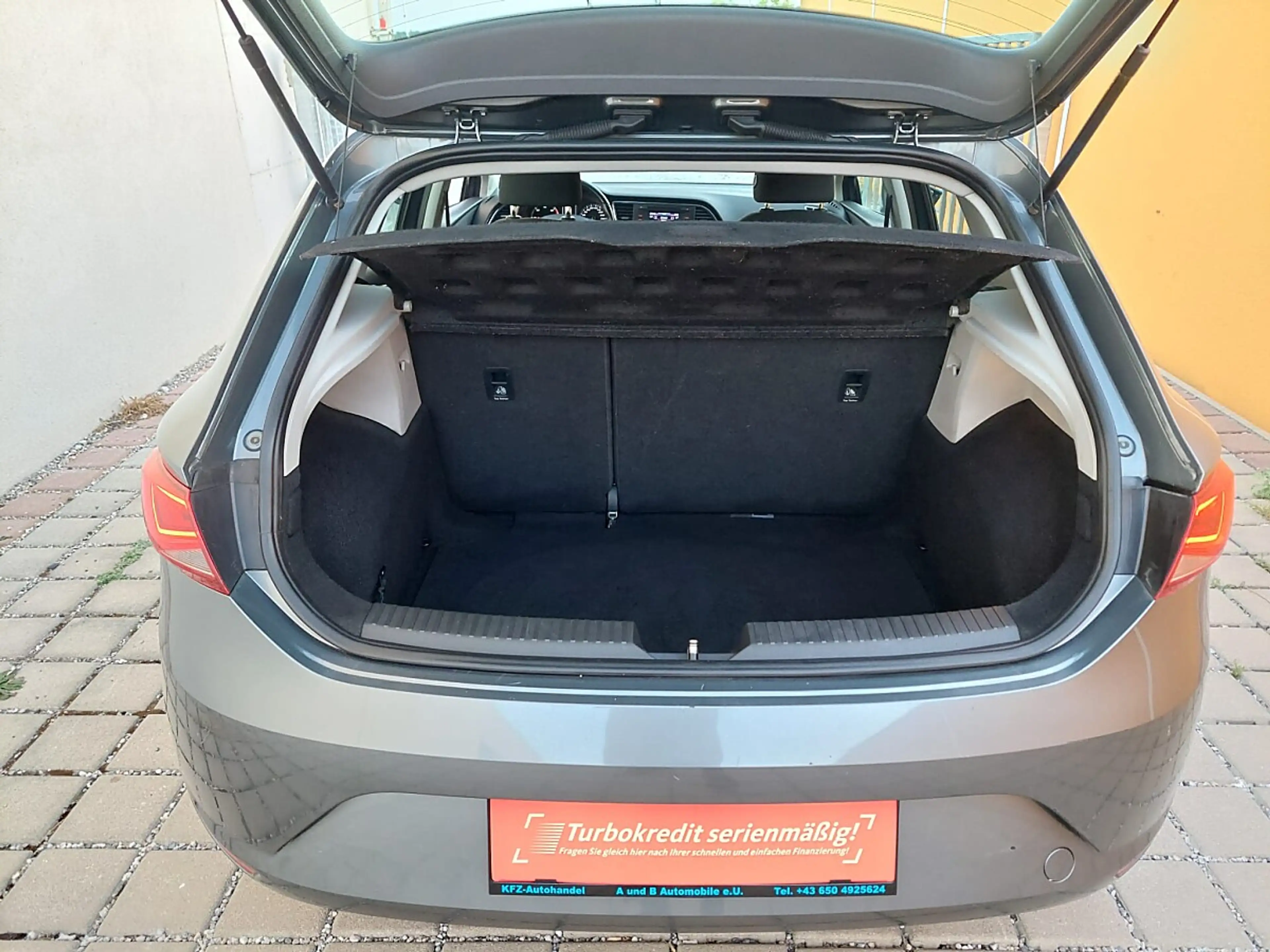 SEAT Leon Style 1,6 TDI CR Start-Stopp — photo 7