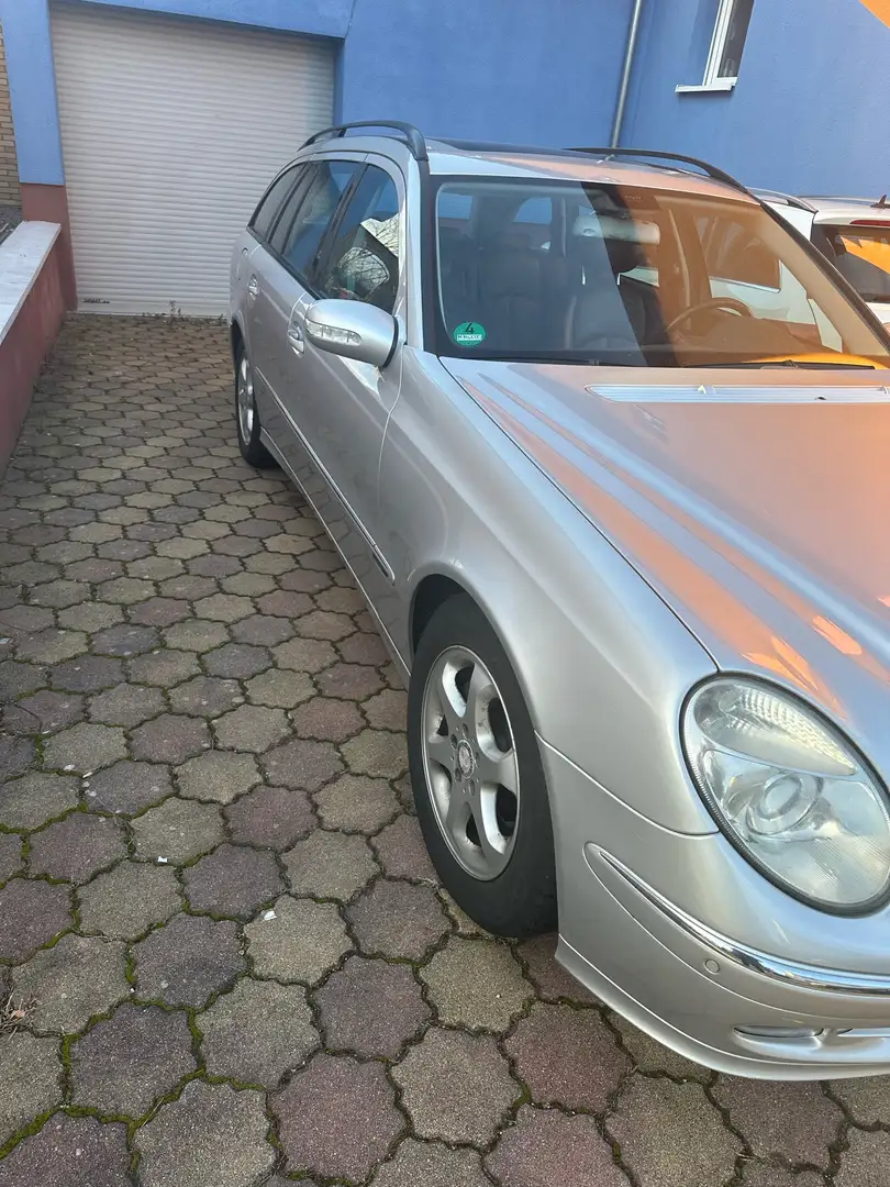 Mercedes-Benz E 320 T CDI 7G-TRONIC Avantgarde DPF - 1