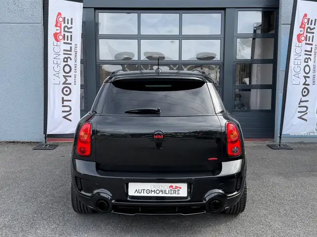 Mini Countryman view 6