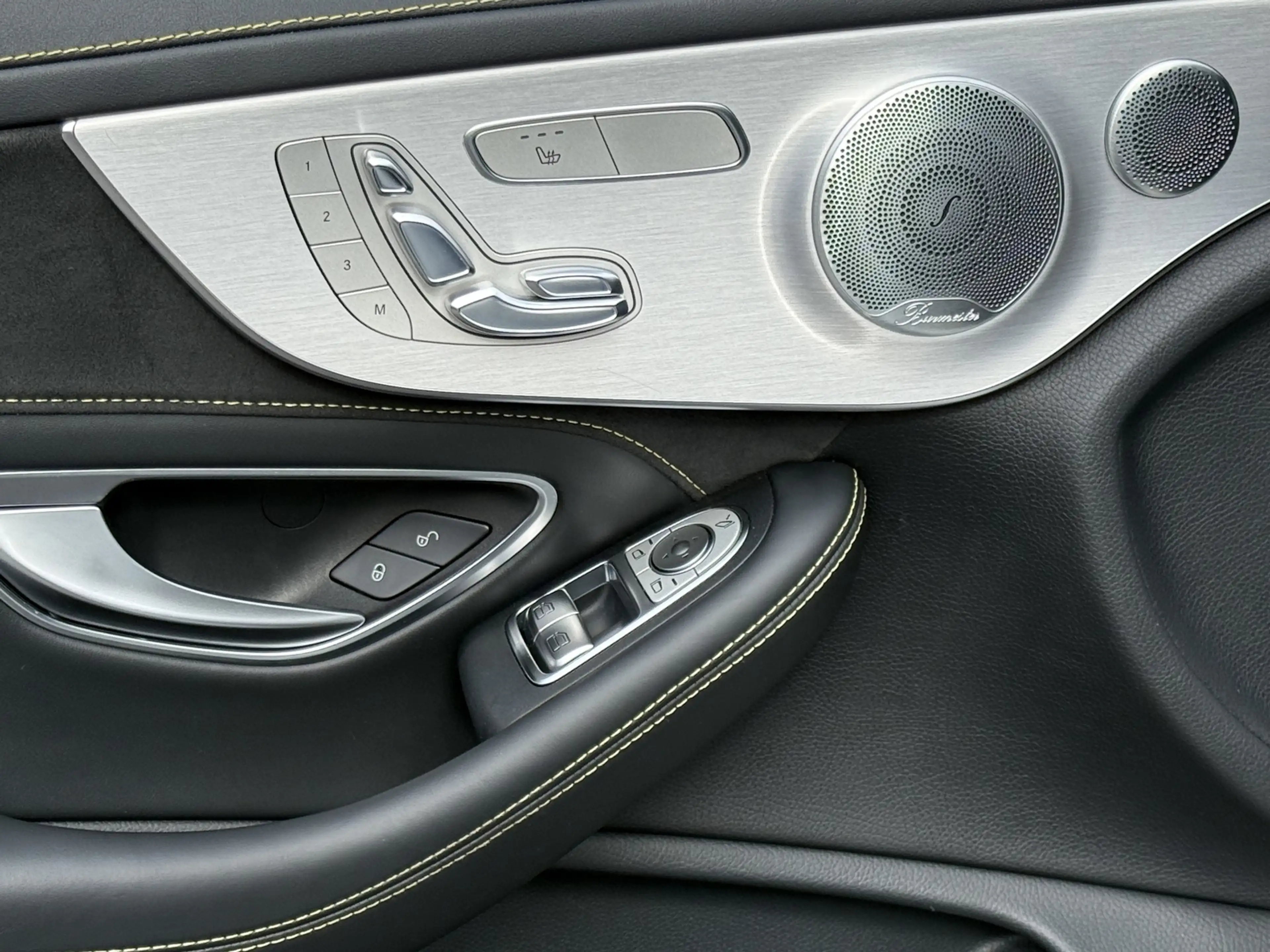 Mercedes-Benz C 63 AMG C S EDITION KERAMIK*BURMESTER*KAMERA*PERMORMANCE S — photo 11