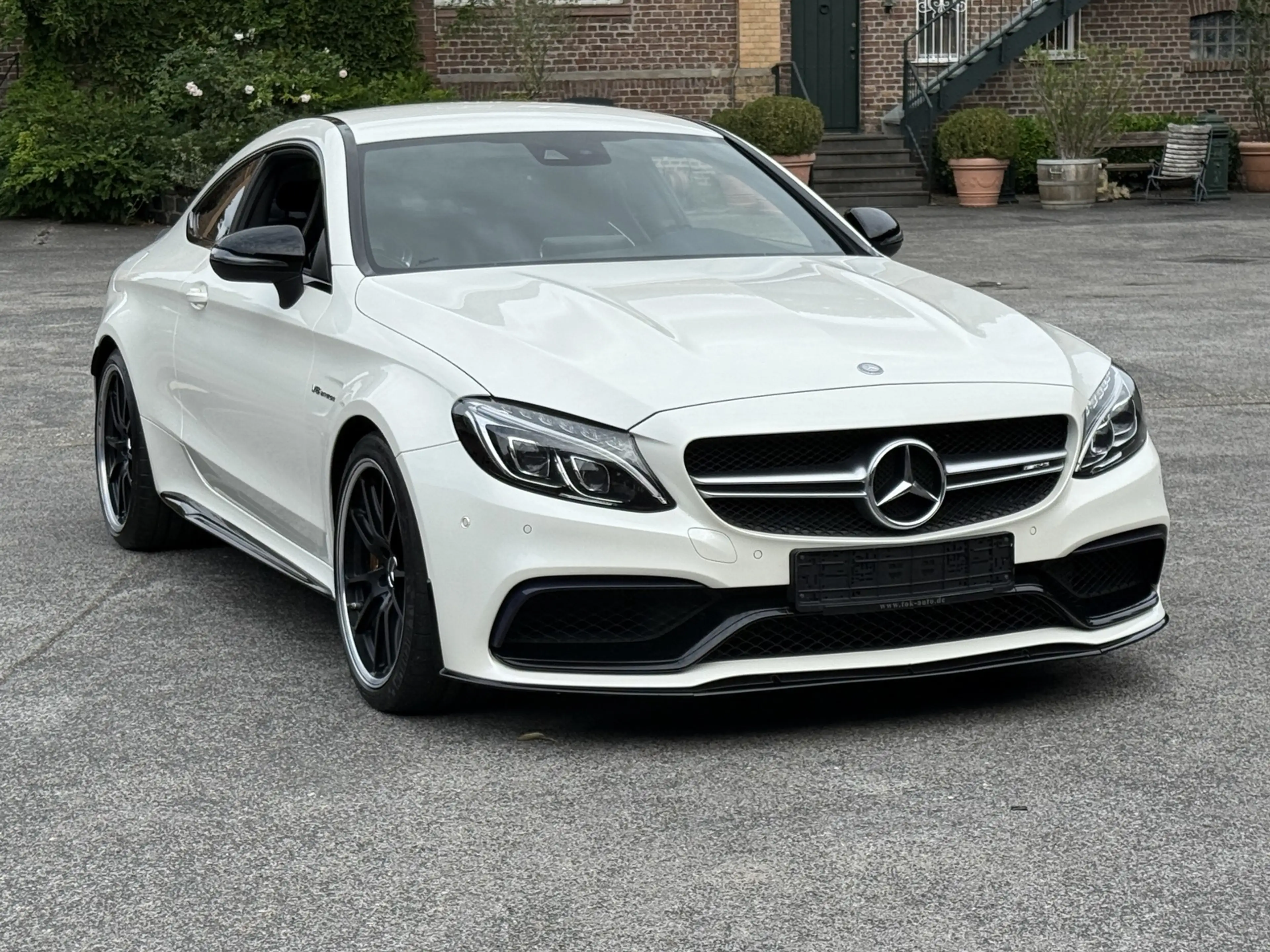 Mercedes-Benz C 63 AMG C S EDITION KERAMIK*BURMESTER*KAMERA*PERMORMANCE S — photo 3
