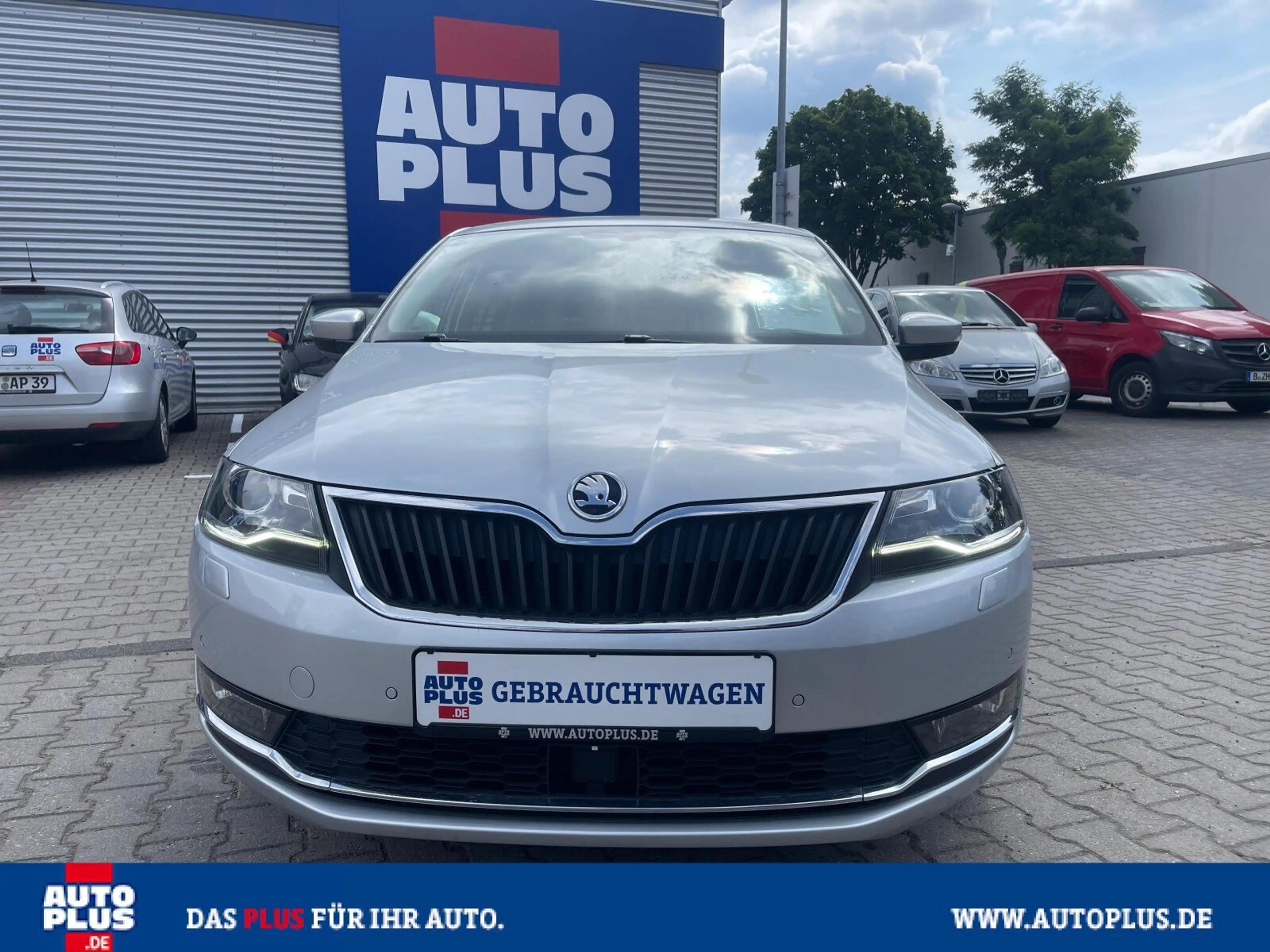 Skoda Rapid/Spaceback Spaceback 1.0 TSI Clever PDC+SITZHEIZUNGBC — photo 8