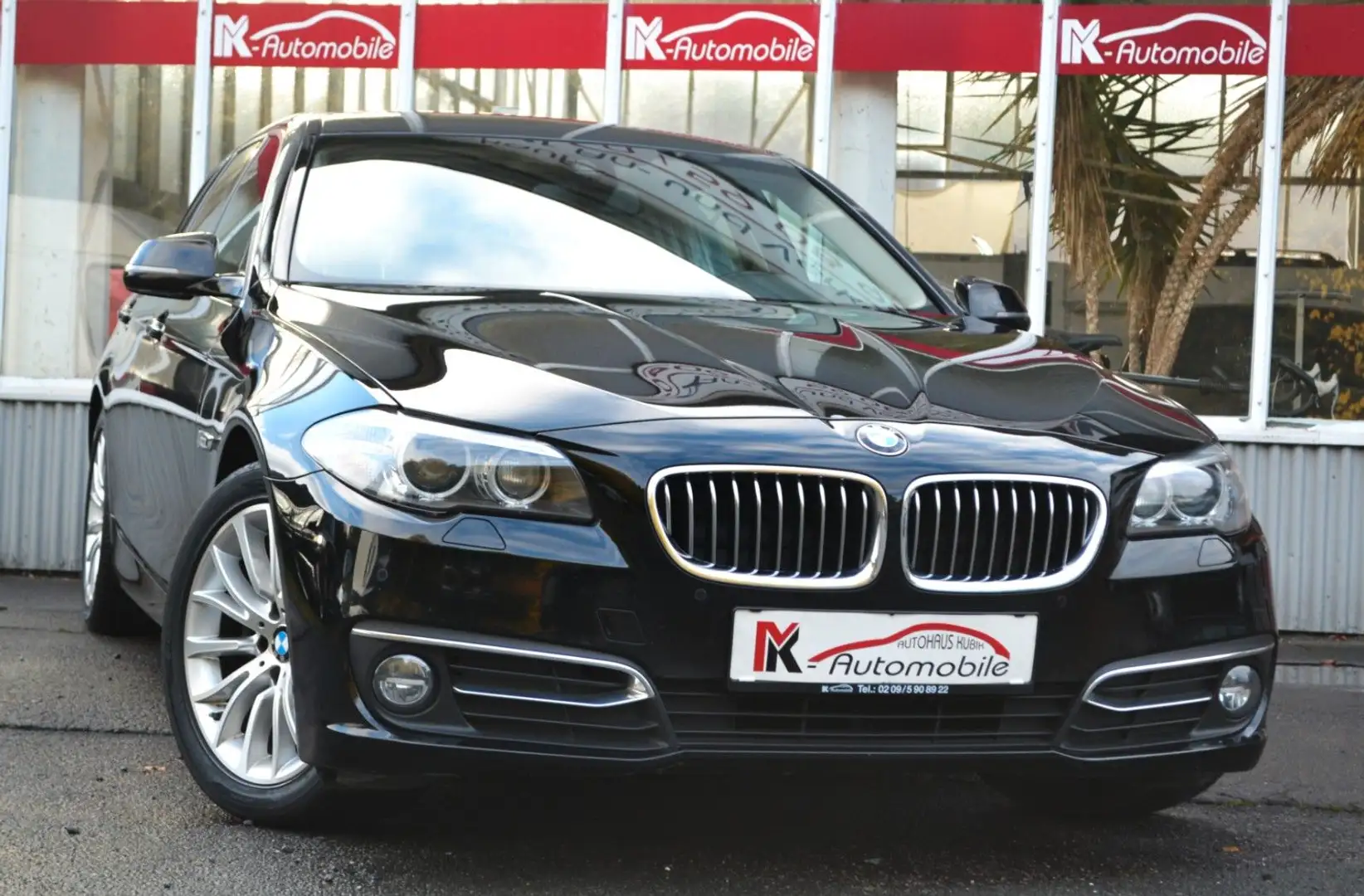BMW 520 d Touring Luxury Line/2.Hd./Leder/Navi/Head Noir - 1