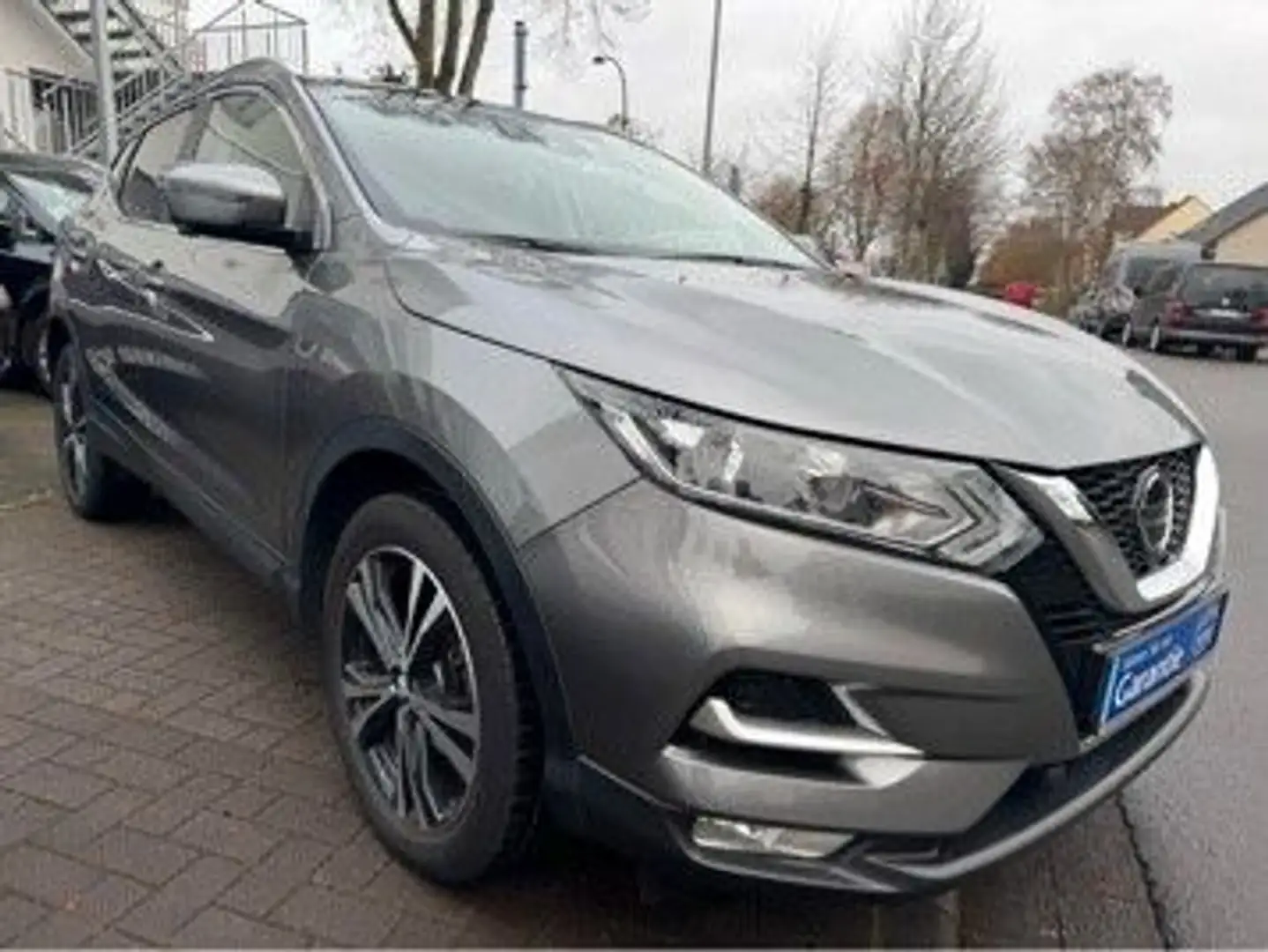 Nissan Qashqai N-Connecta/Navi/Kamera/Panorama Grau - 2