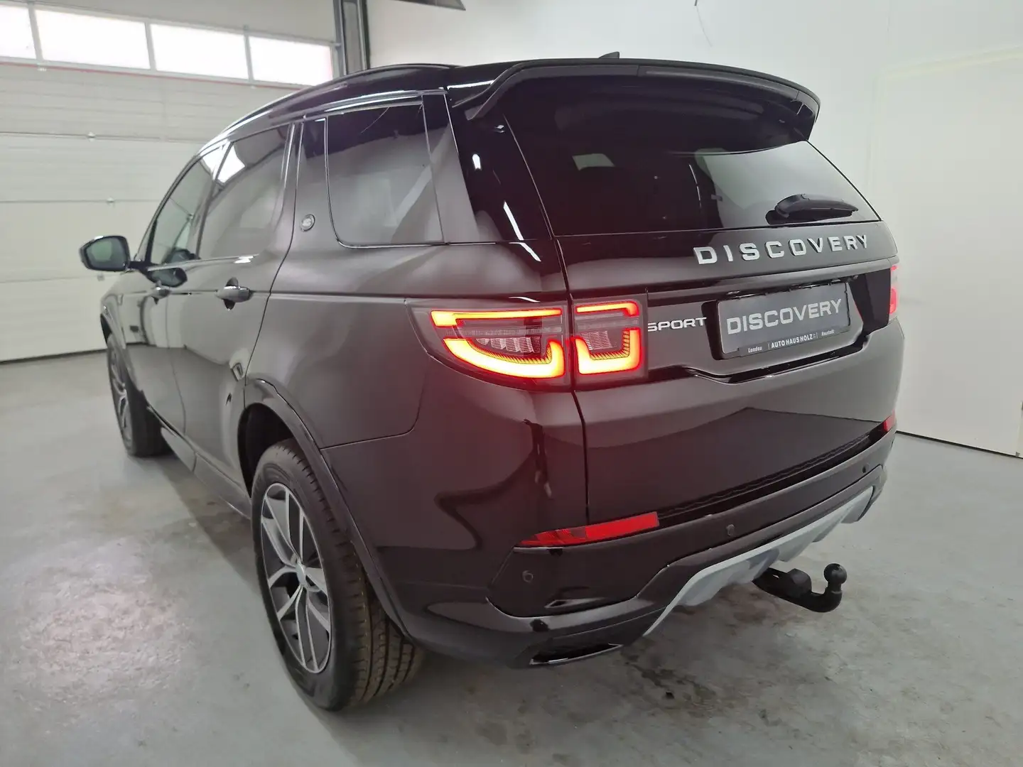 Land Rover Discovery Sport D165 S AHK Meridian Winter Schwarz - 2