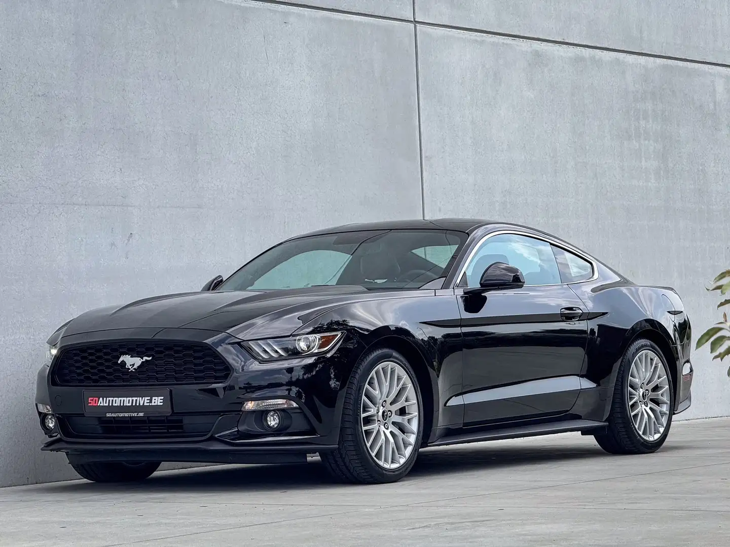 Ford Mustang 2.3 EcoBoost Noir - 2
