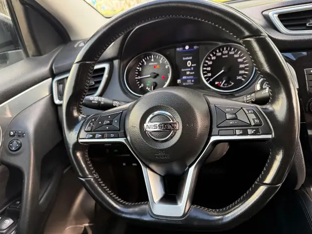 Nissan Qashqai view 16