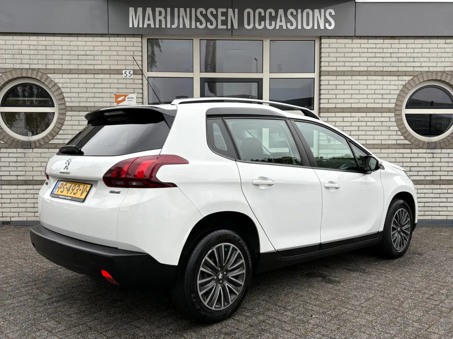 Peugeot 2008 1.2 PureTech Active |Navi,Carplay,Airco| Bianco - 2