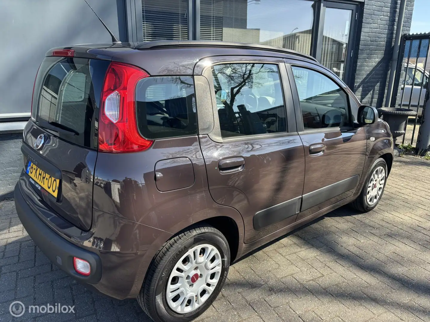 Fiat Panda 0.9 TwinAir Pop Airco Afst.bed.CV Elek.ramen Bruin - 2