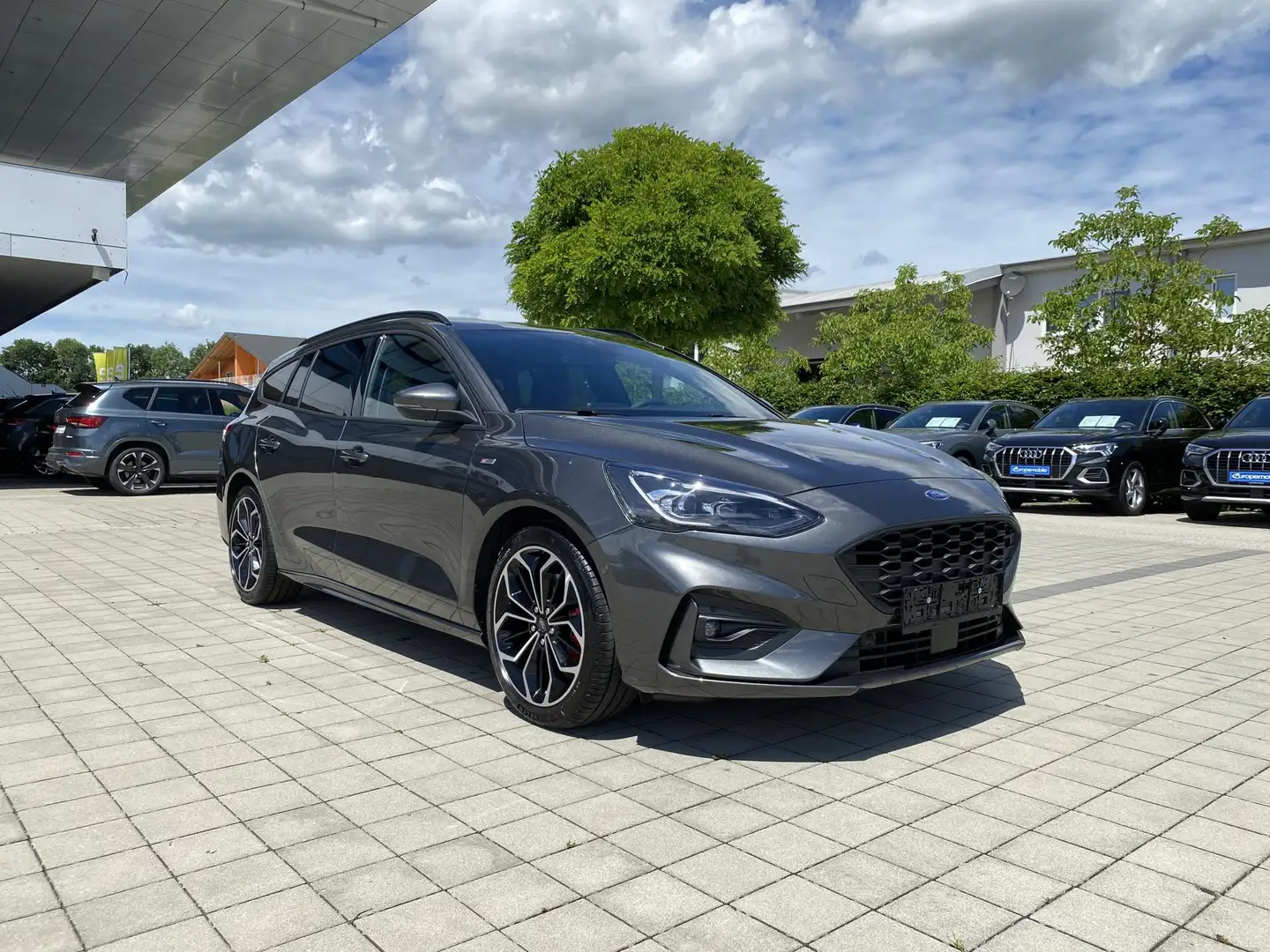 Ford Focus Turnier ST-LINE X (D6) 1.0 EcoBoost MHEV 155, A... Grau - 1