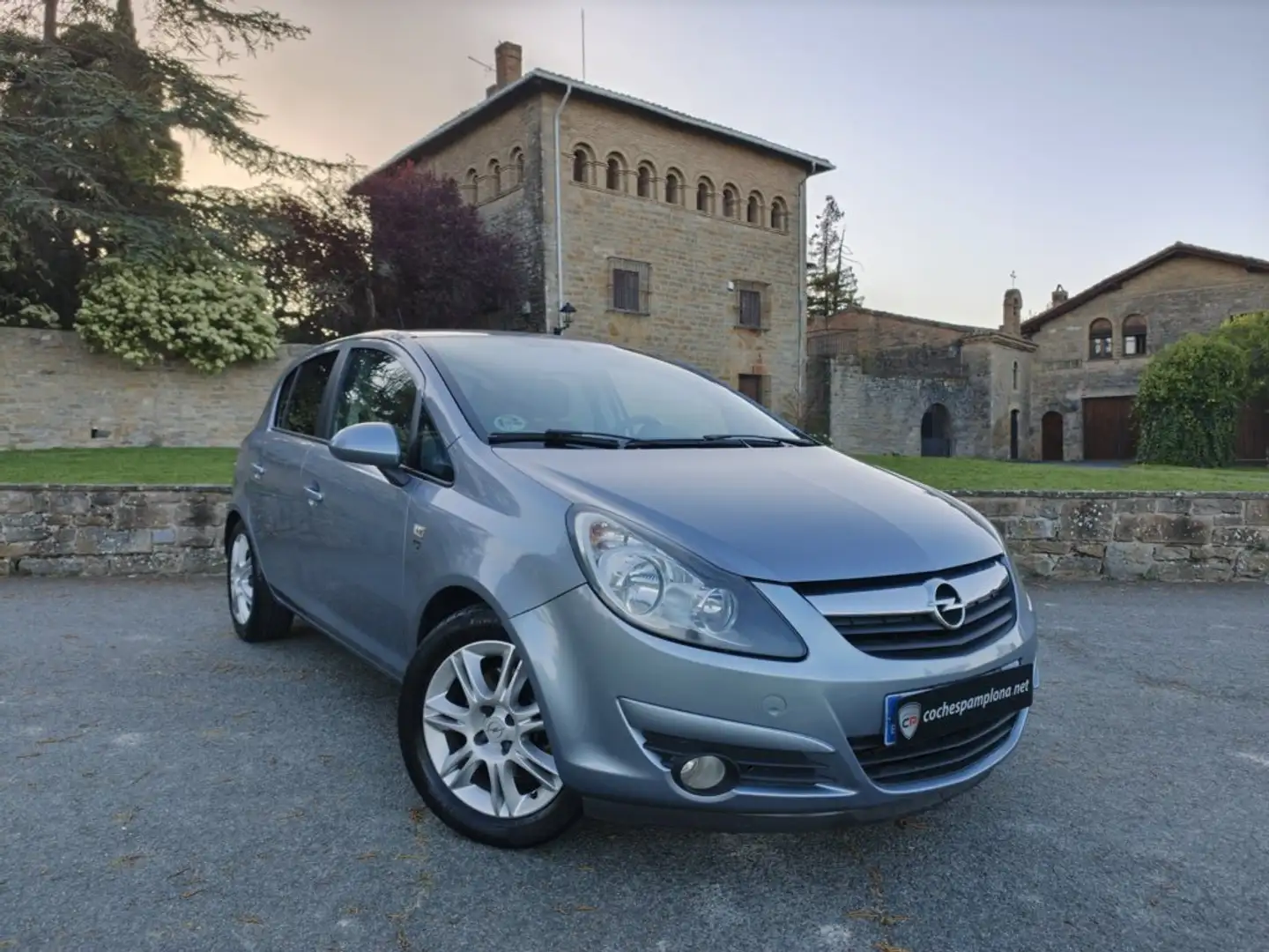 Opel Corsa 1.3CDTi 111 90 Aut. Gris - 1