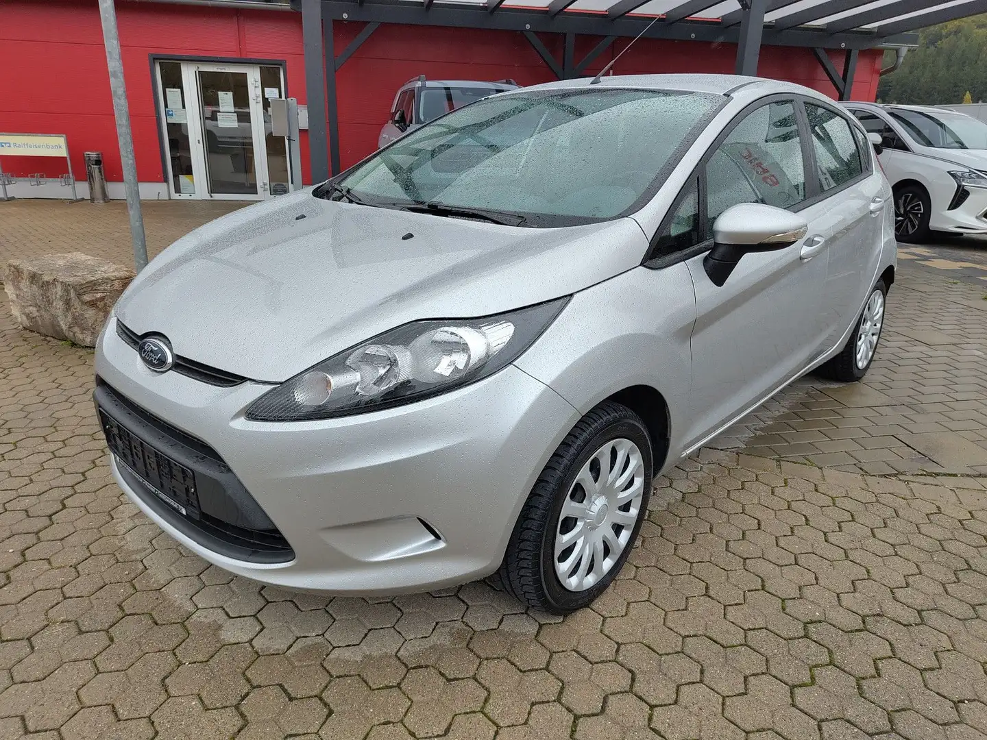 Ford Fiesta 1,25 44kW Trend Silber - 1