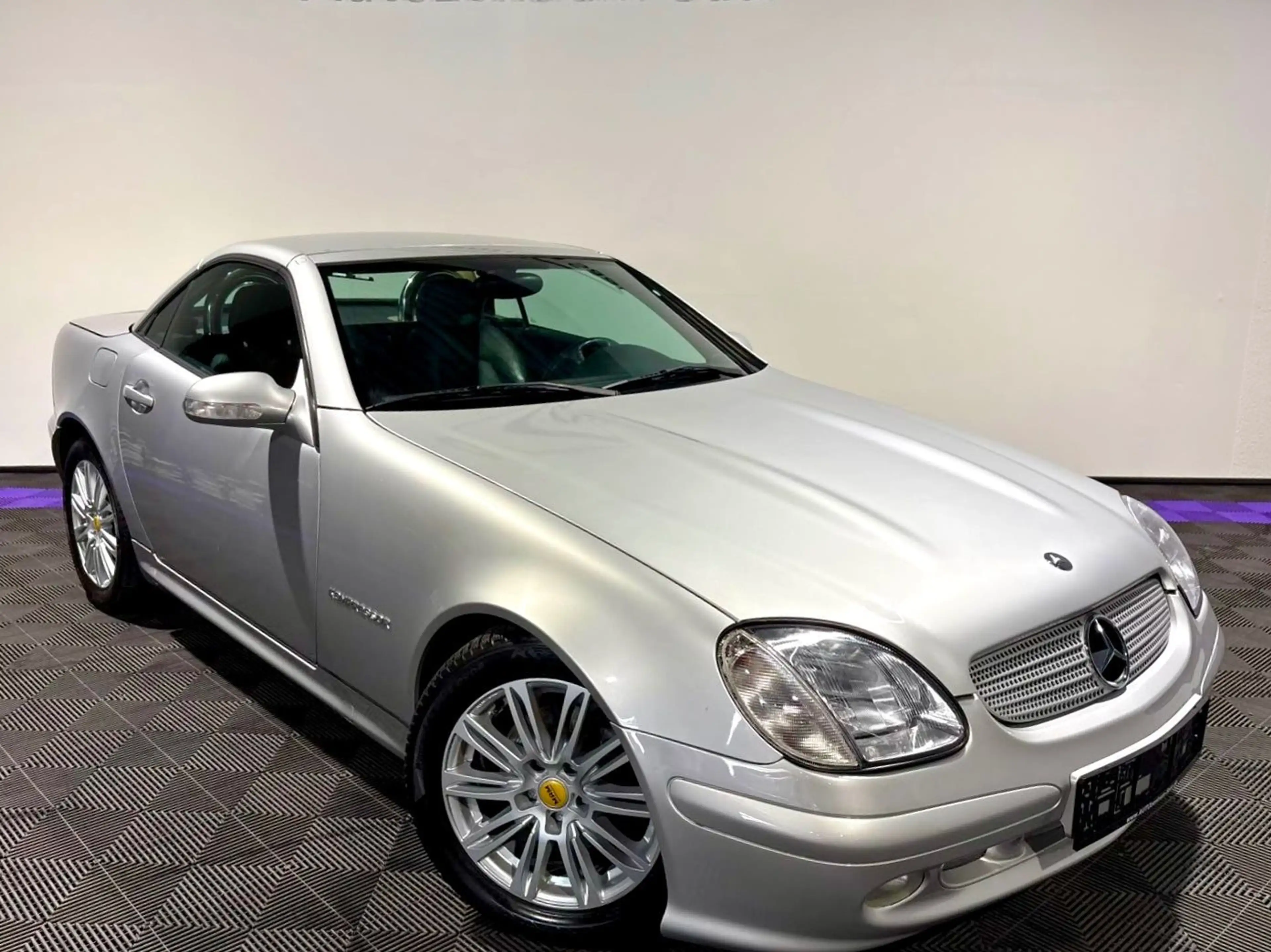 Mercedes-Benz SLK 200 KOMPRESSOR Final Edition — photo 11