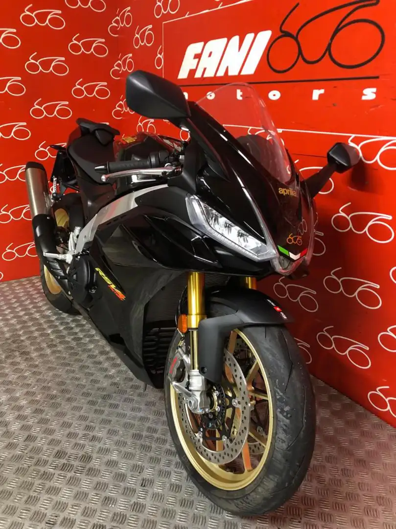 Aprilia RSV4 1100 Nero - 2