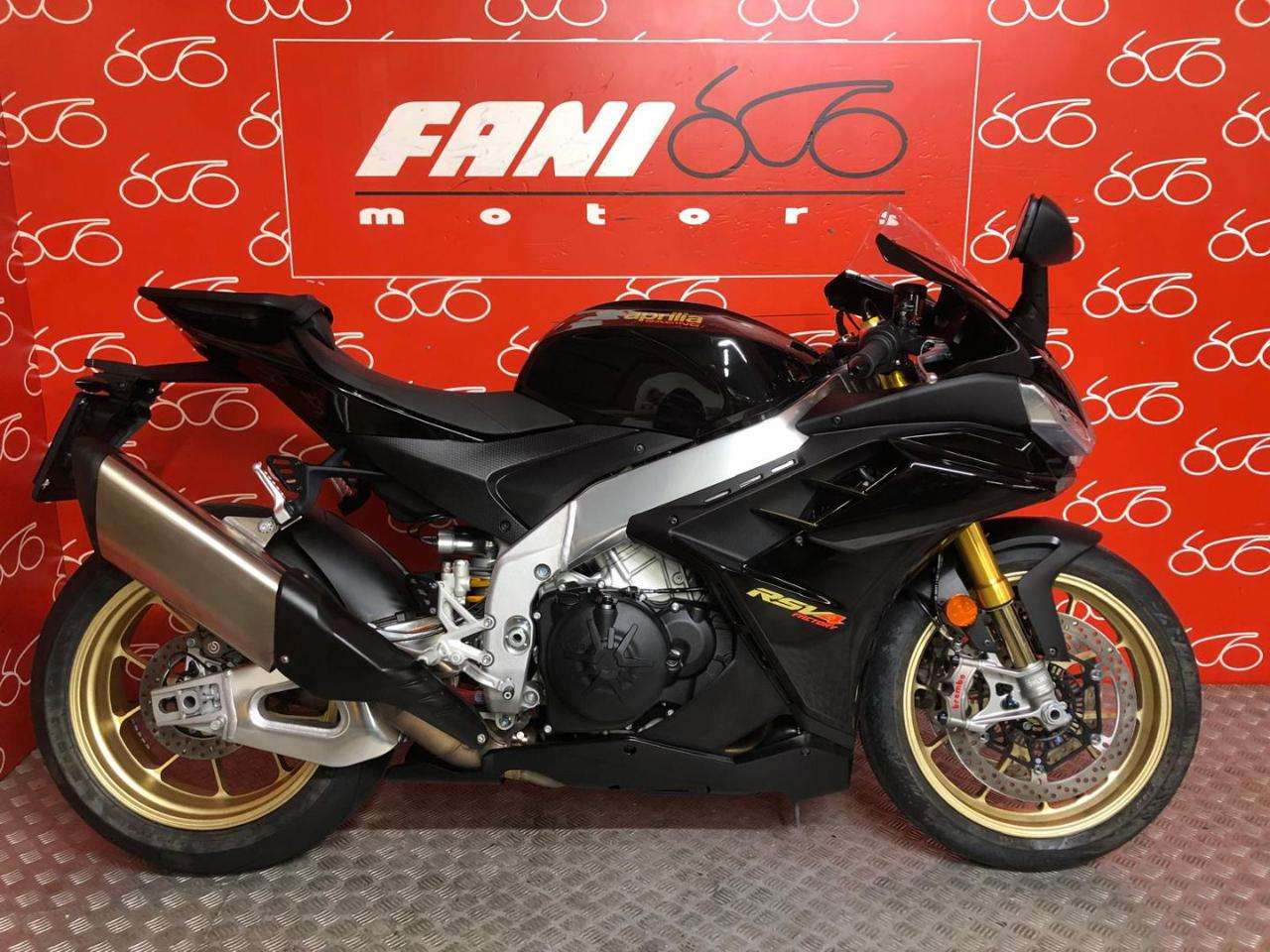 Aprilia RSV4 1100