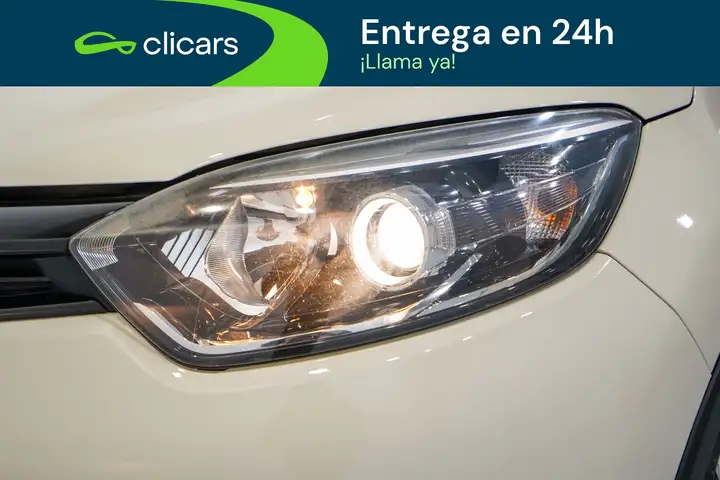 Renault Captur 1.5 dCi Energy eco2 S&S Zen 2015, foto 10