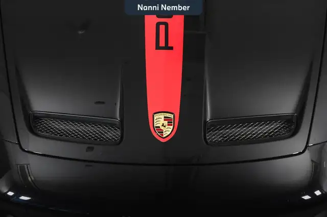 Porsche 911 view 24