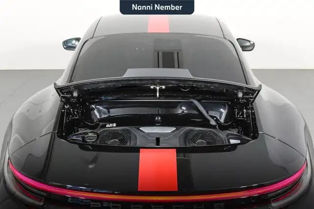 Porsche 911 view 30