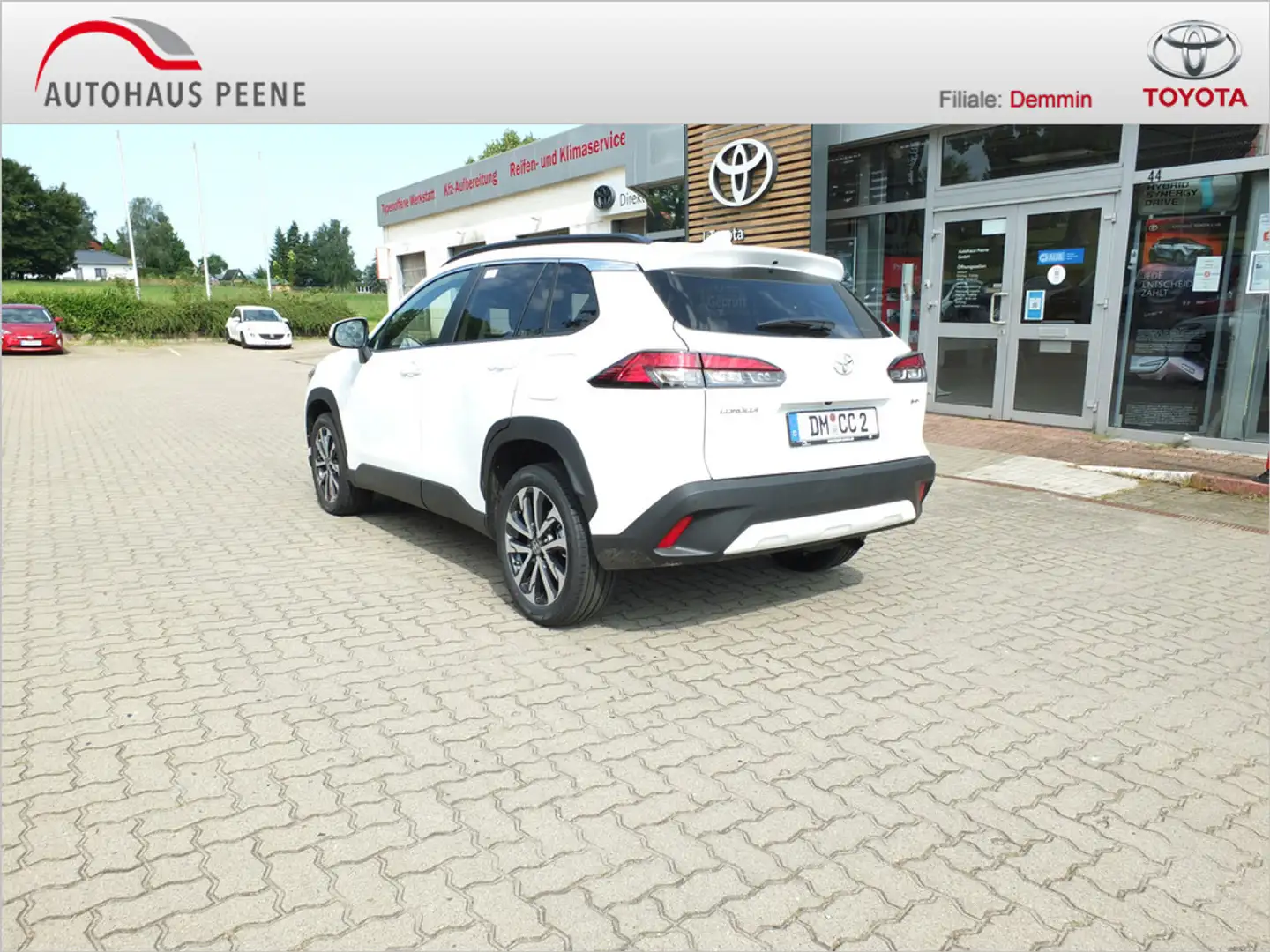 Toyota Corolla Cross 1.8 Hybrid FWD Teamplayer Weiß - 2