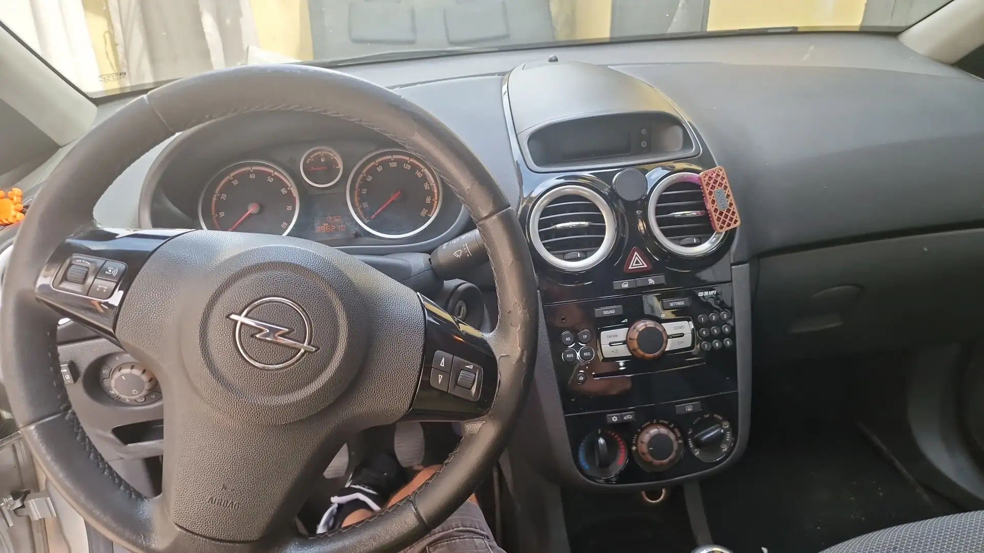 Opel Corsa 3p 1.0 Enjoy c/radio - 1