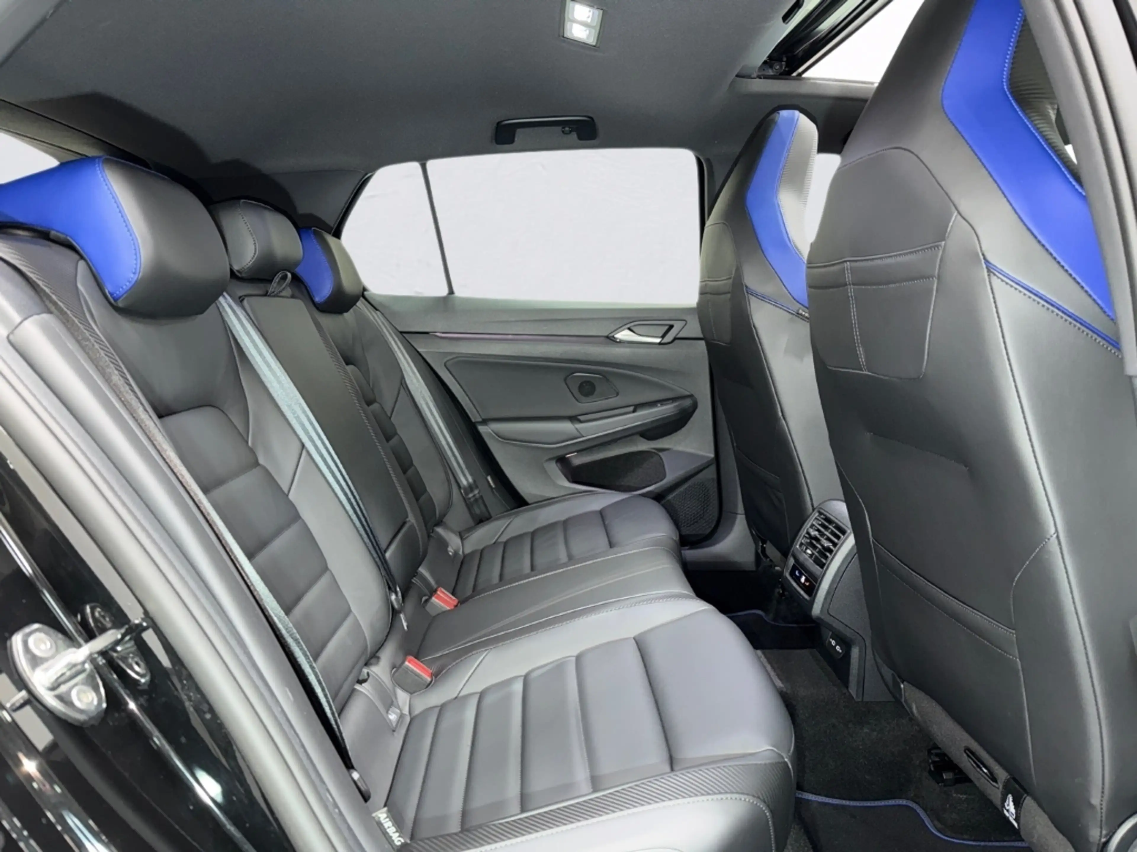 Volkswagen Golf R 4M FACELIFT AKRAPOVIC BLACK LEDER HEAD 360 KAM 19Z — photo 12