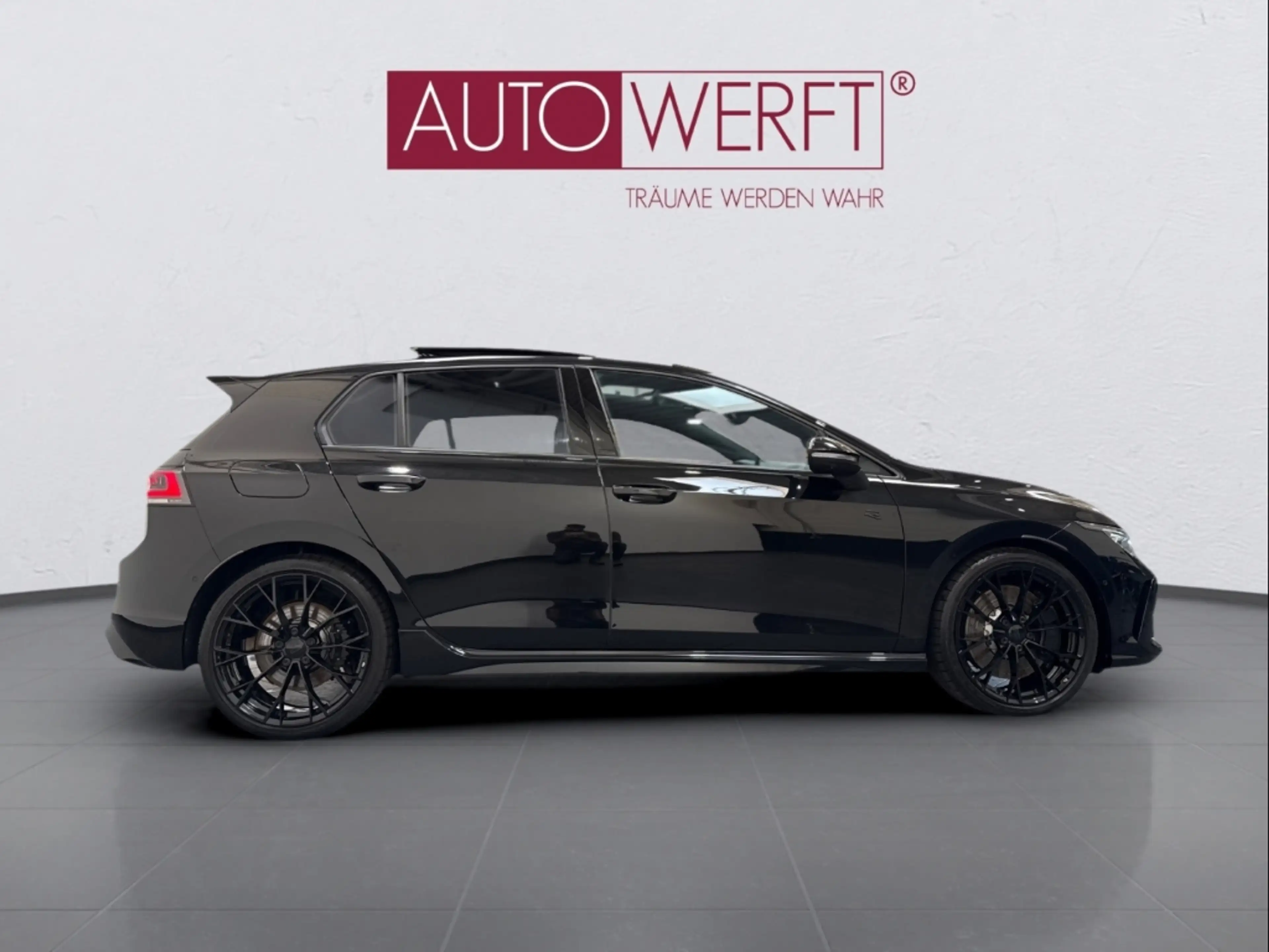 Volkswagen Golf R 4M FACELIFT AKRAPOVIC BLACK LEDER HEAD 360 KAM 19Z — photo 6