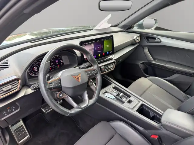 Cupra Formentor view 8