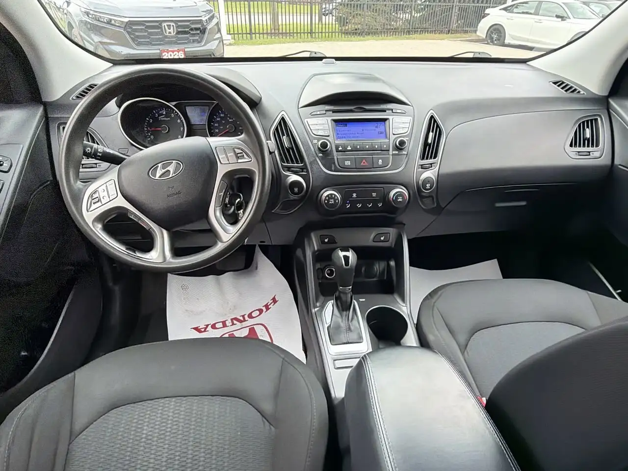 Hyundai TUCSON photo Hyundai TUCSON