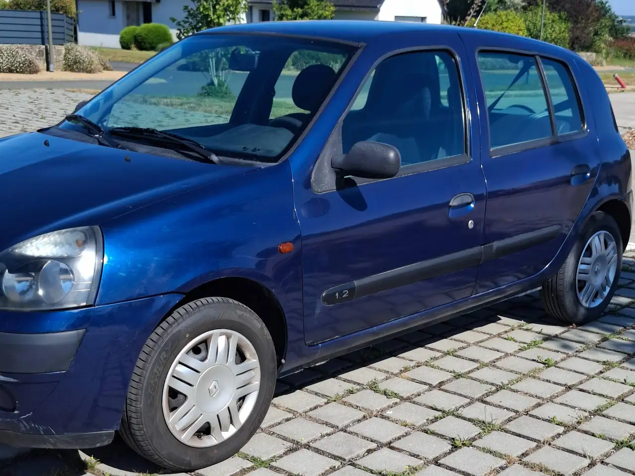 Renault Clio 1.2i Expression, foto 2