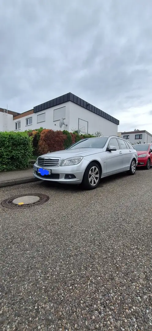 Mercedes-Benz 220 - 1