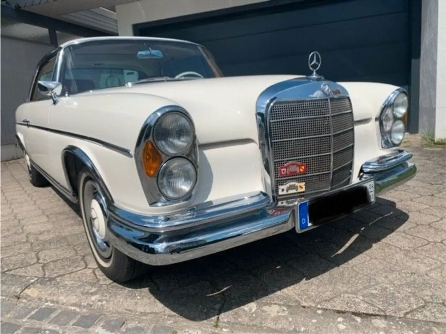 Mercedes-Benz 300 Coupe, toller Zustand, elegante Farbkombination Blanc - 2