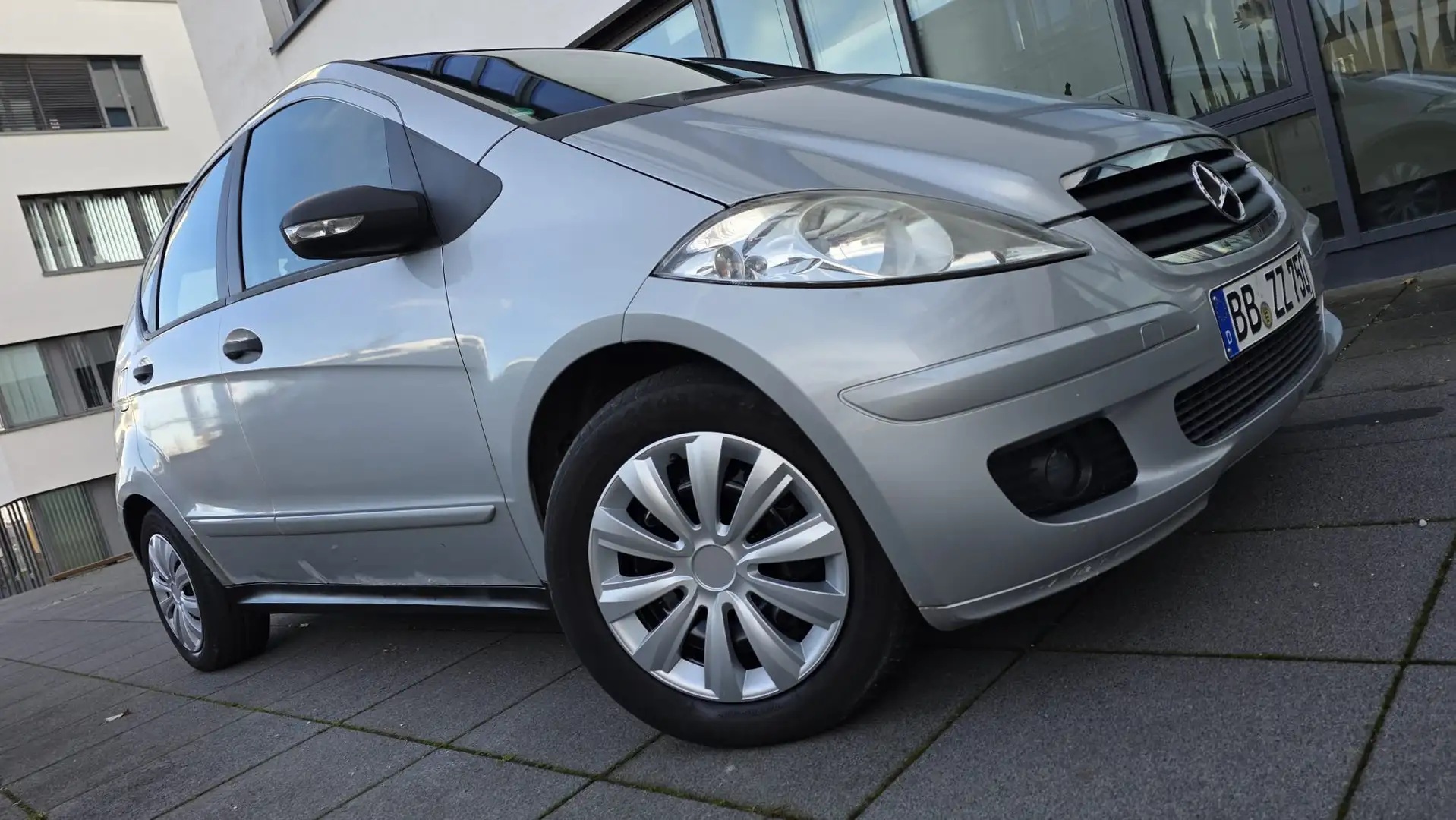 Mercedes-Benz A 170 +TÜV+GARANTIE+SITZH+KLIMA+1HAND+SCHECKHEFT Silber - 2