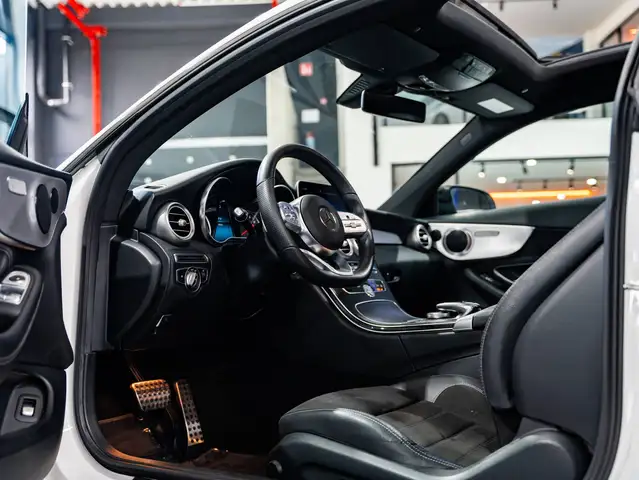Mercedes-Benz C Class view 9