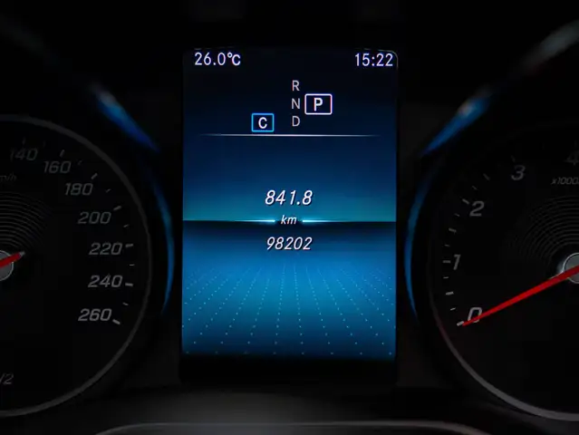Mercedes-Benz C Class view 14