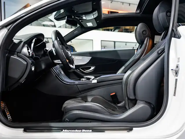 Mercedes-Benz C Class view 10