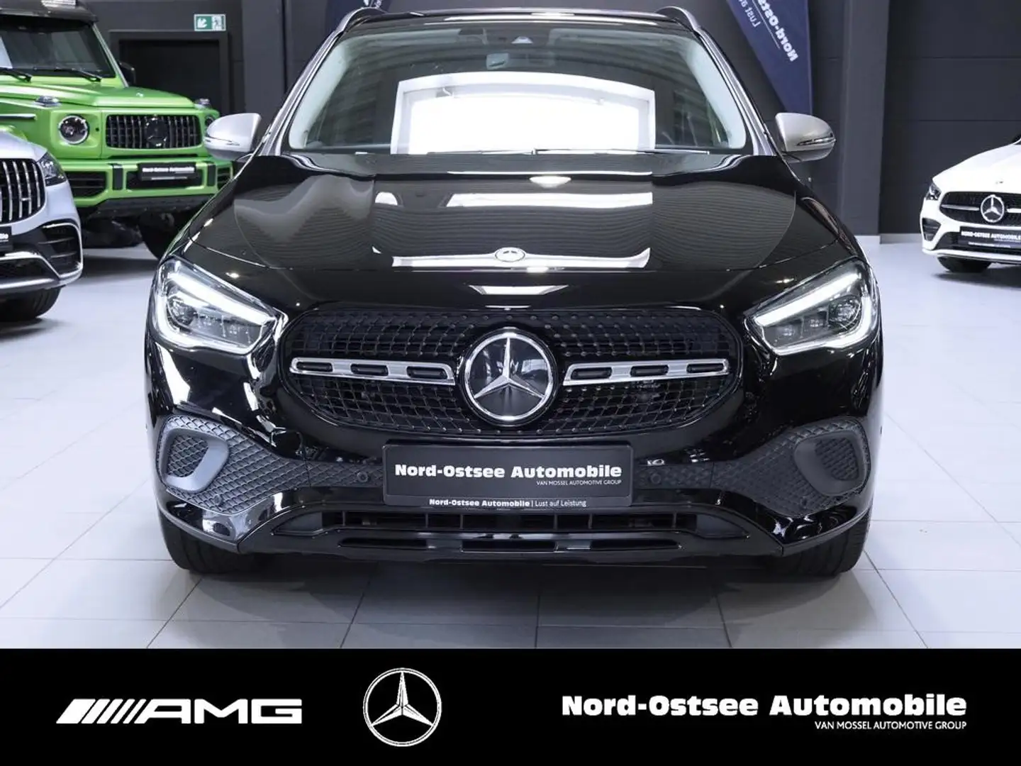Mercedes-Benz GLA 220 d PROGRESSIVE NIGHT AHK STHZG LED KAMERA Negro - 2