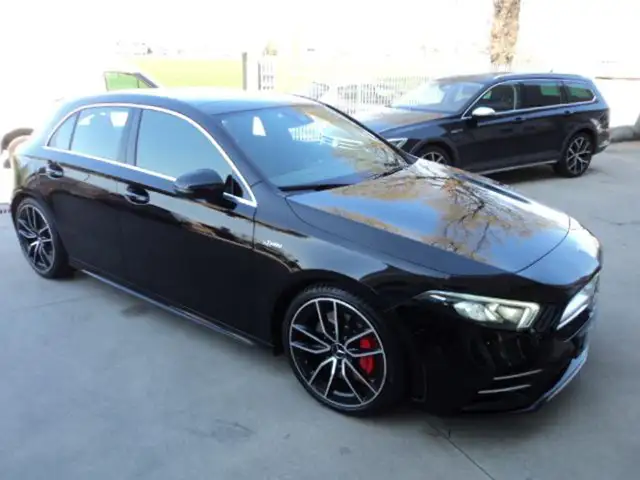 Mercedes-Benz A 35 AMG