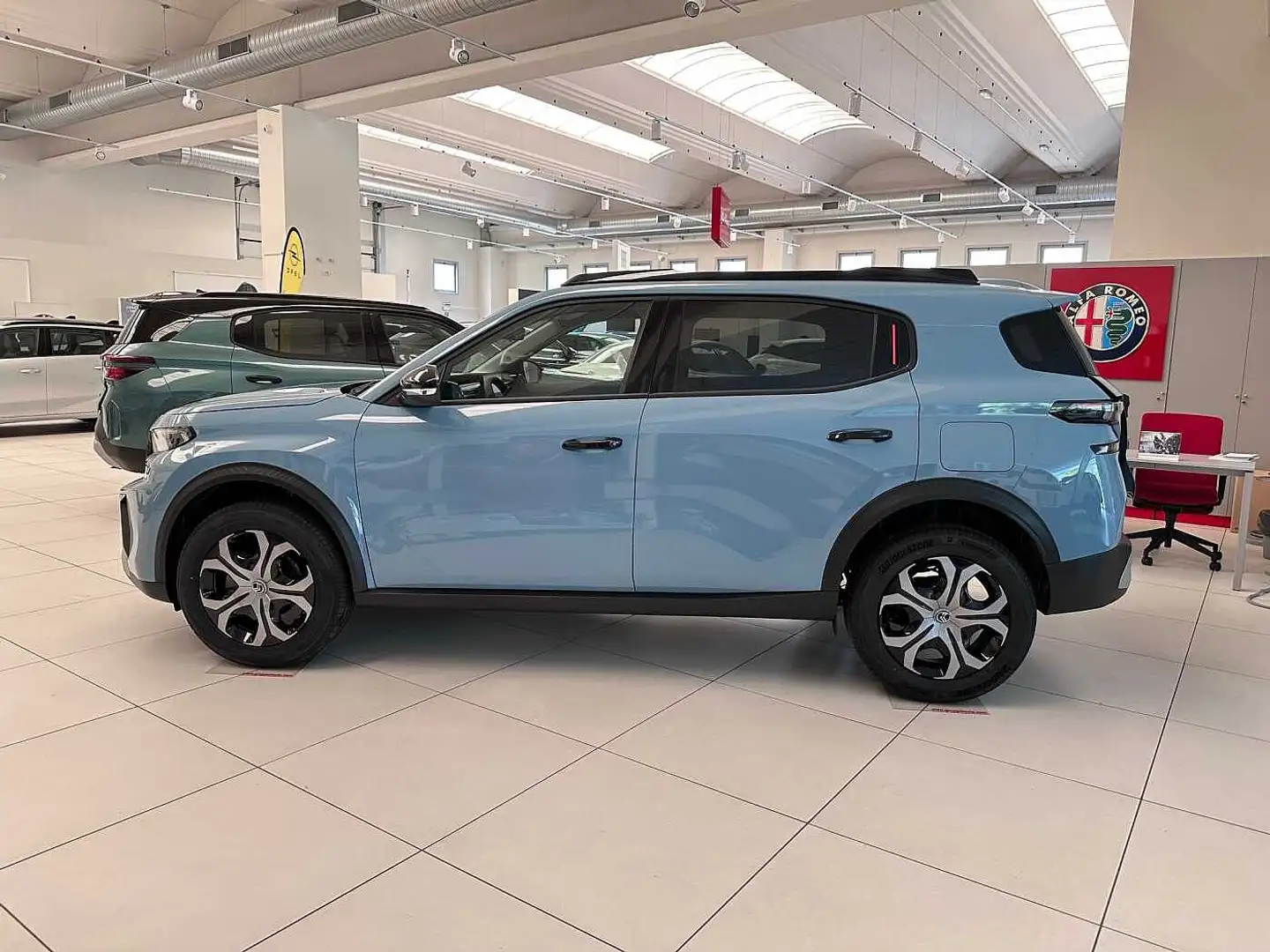 Citroen C3 Aircross PureTech Turbo 100 Plus Blu/Azzurro - 2