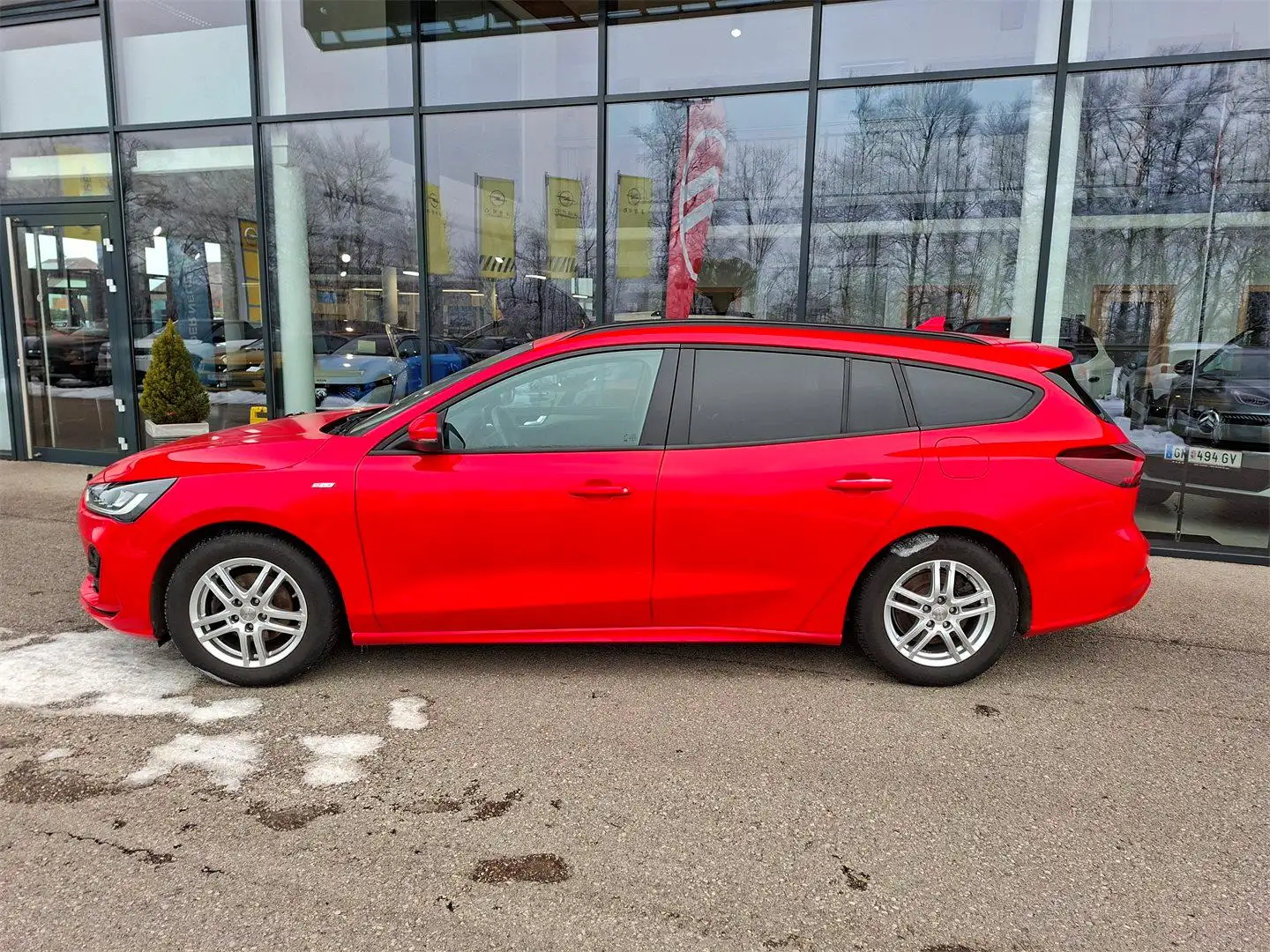 Ford Focus Turnier 1,0 EcoBoost ST-Line Rot - 2