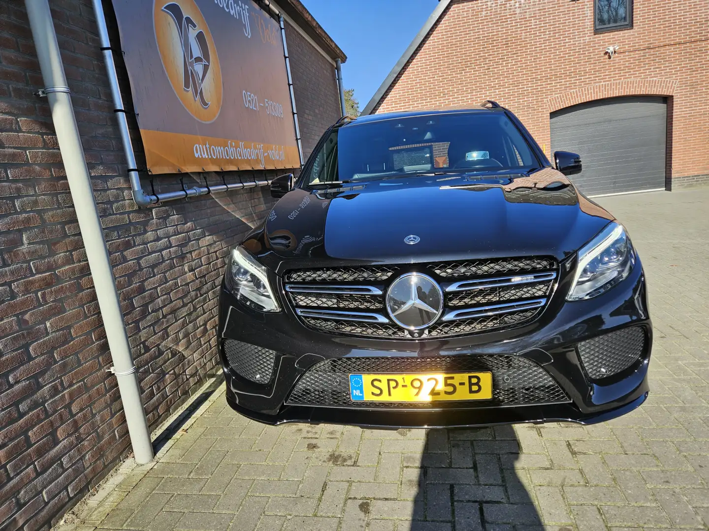Mercedes-Benz GLE 43 AMG 4MATIC Schwarz - 2