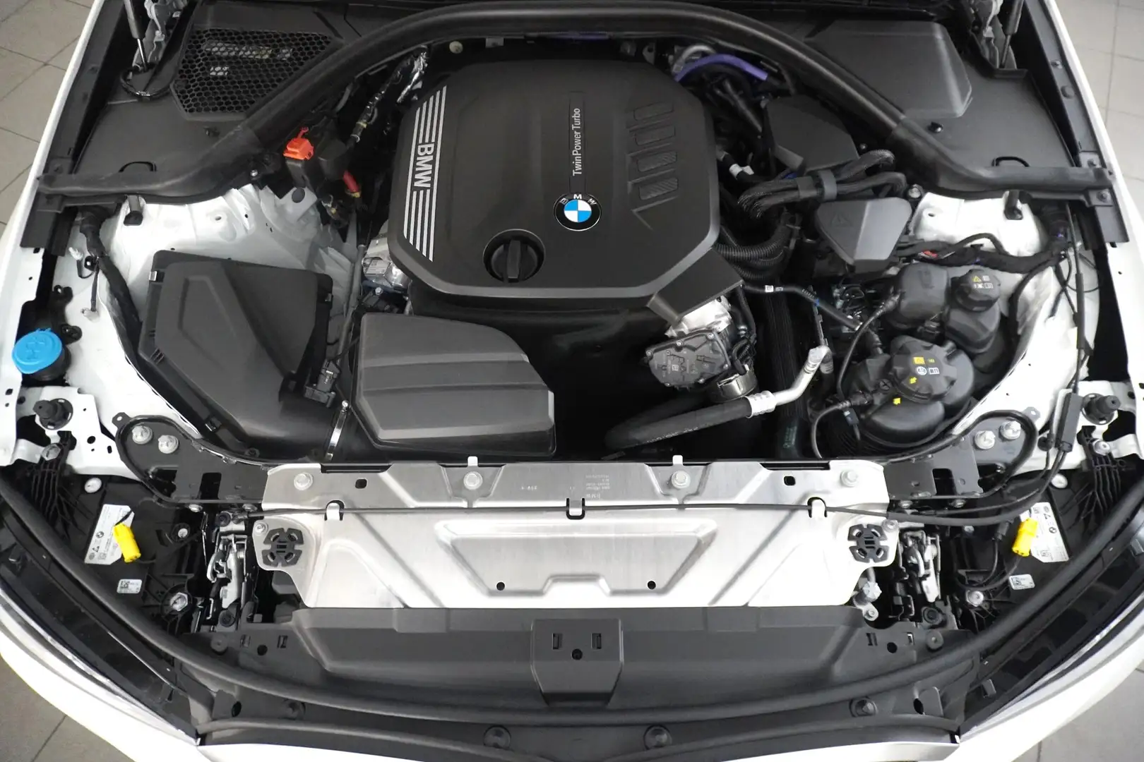 BMW 318 318d 48 V Blanc - 2