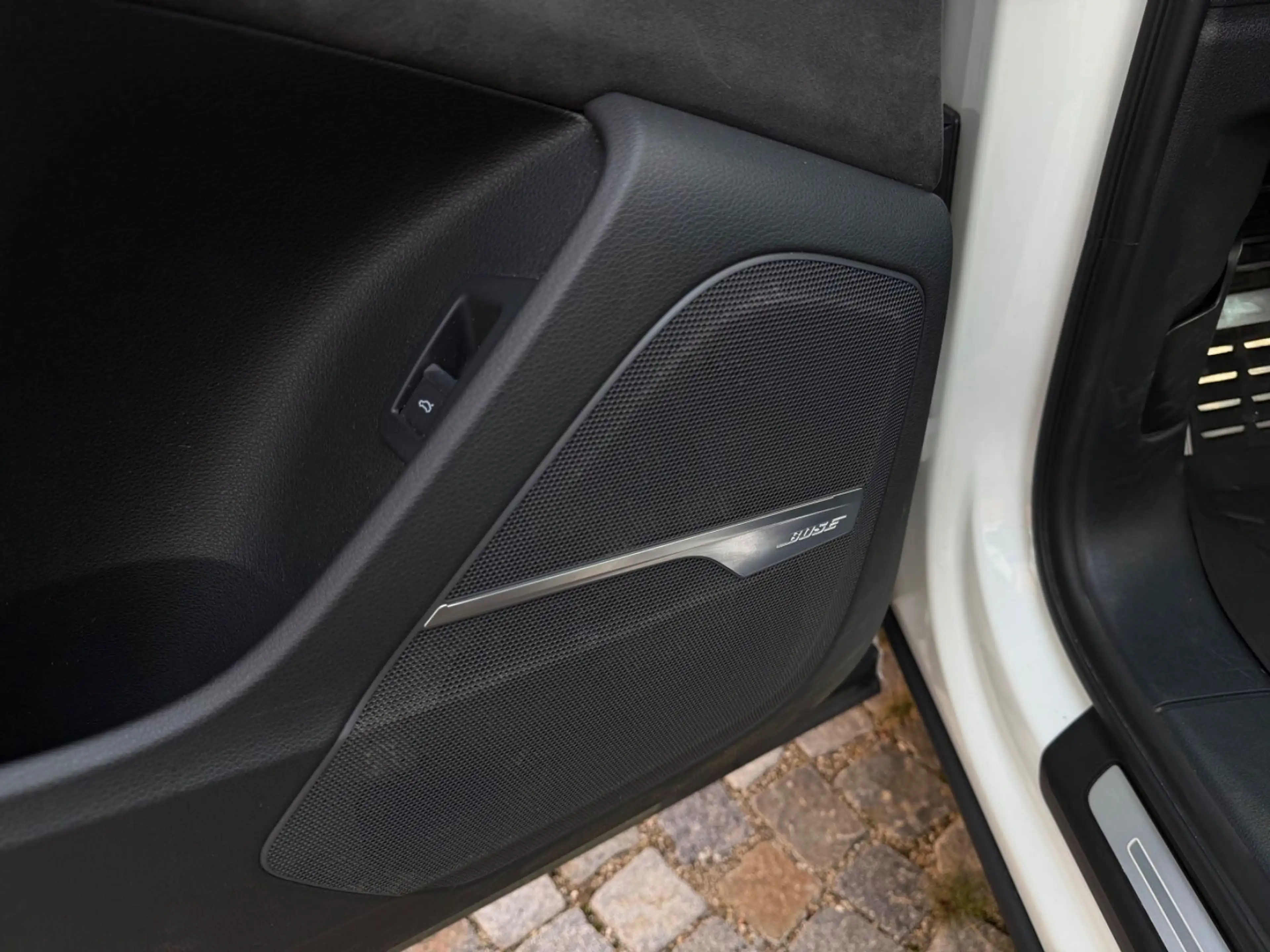 Audi Q7 3.0 TDI S-Line *1.Hand*7 Sitze*Voll*Pano* — photo 15