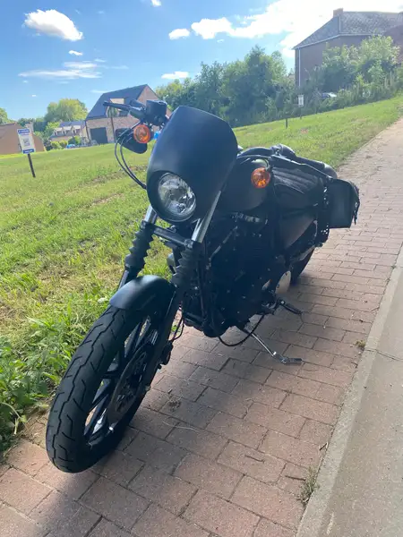 Harley-Davidson Iron 883