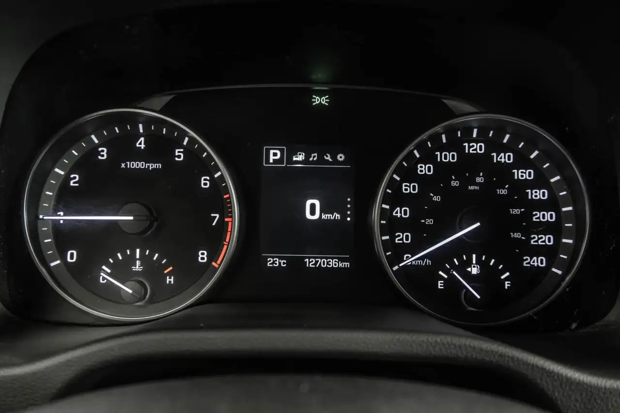 Hyundai ELANTRA снимка Hyundai ELANTRA