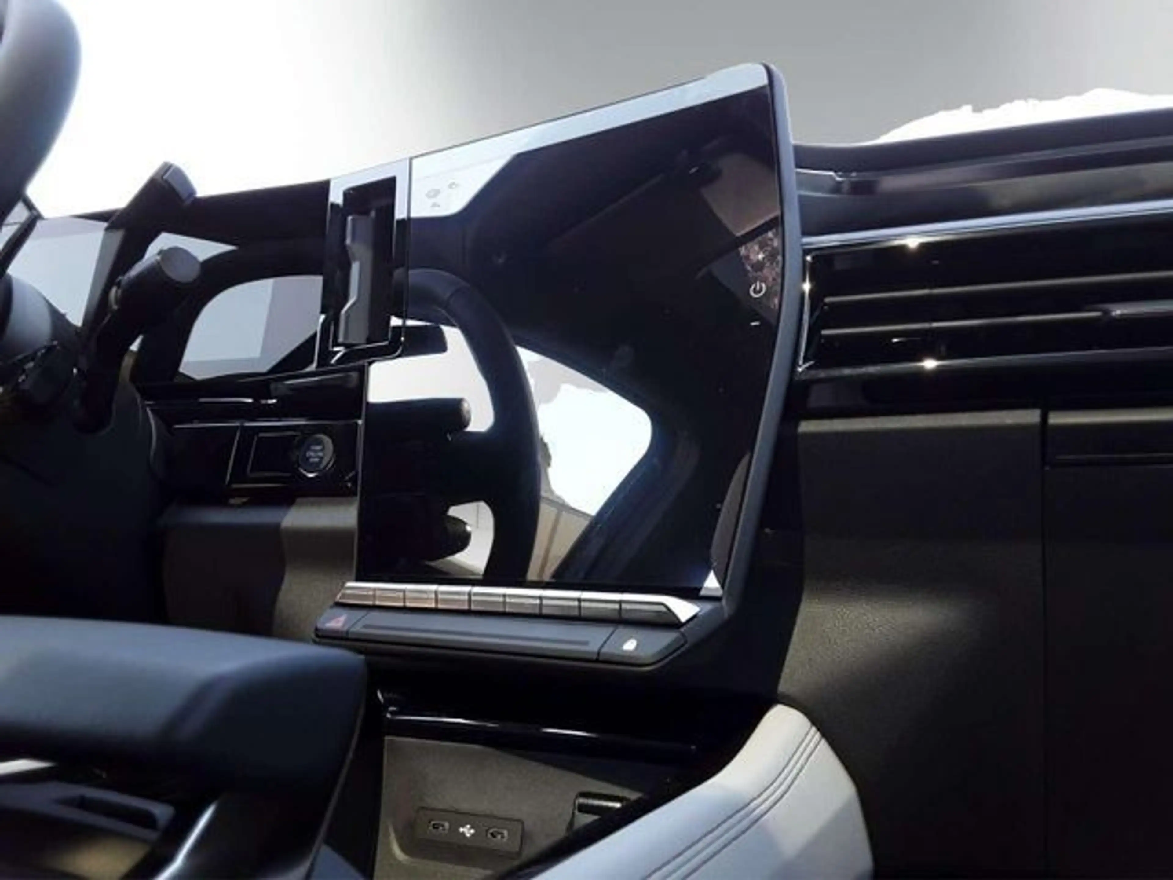 Renault Espace FH 200 ICONIC  TECH Hybrid 200 Iconic 7S — photo 12