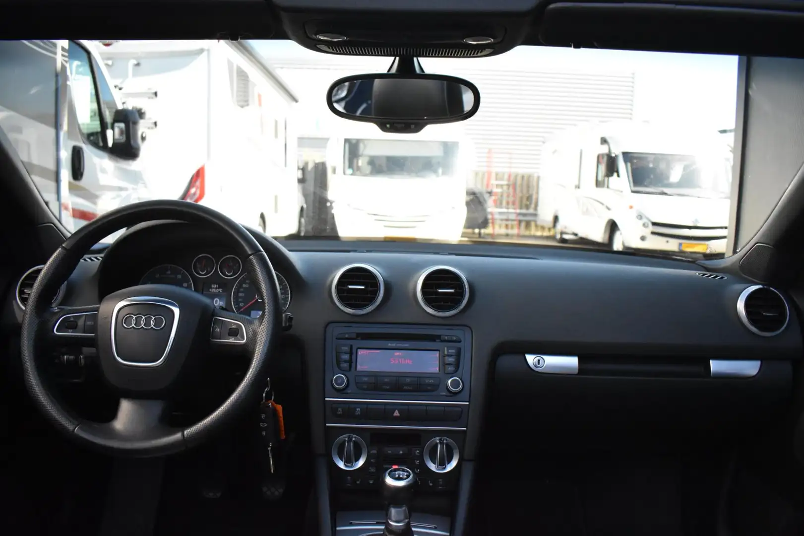 Audi A3 Cabriolet 1.4 TFSI LEDER, CRUISE, STOELVERWARMING, Zwart - 2