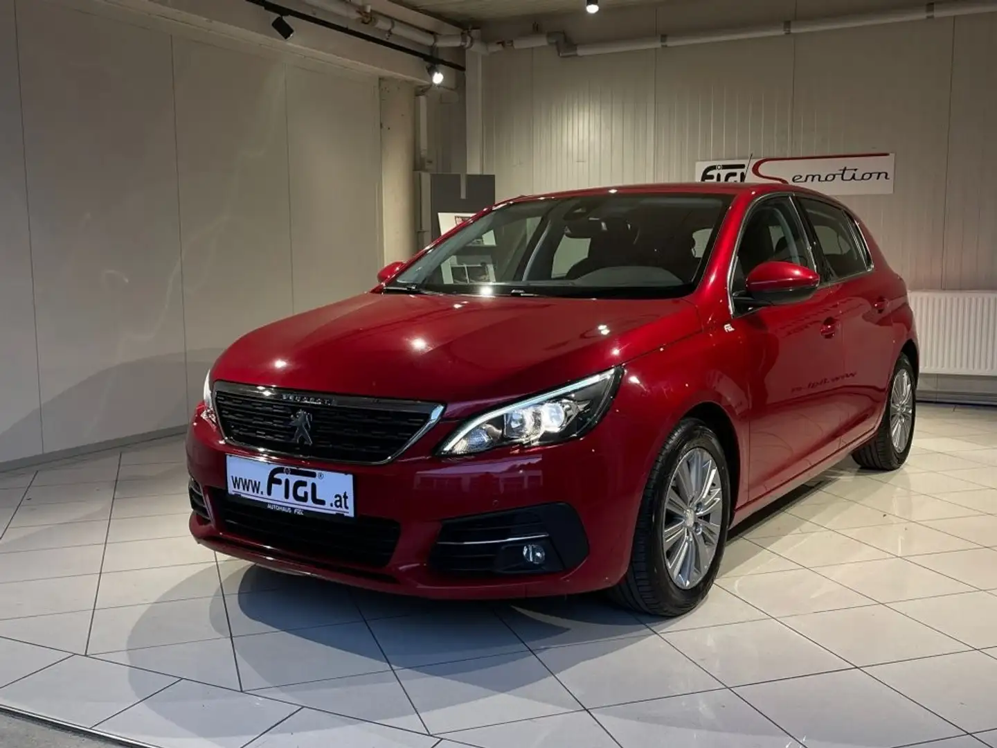 Peugeot 308 1,5 BlueHDI 130 Allure S&S Rouge - 2