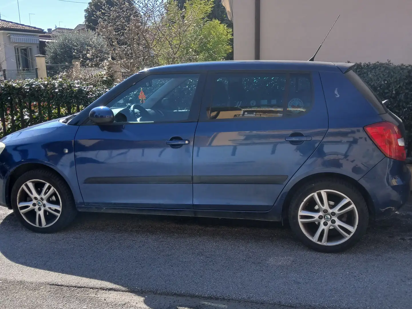 Skoda Fabia Fabia+II+2008+Berlina+1.4+Sport Albastru - 1