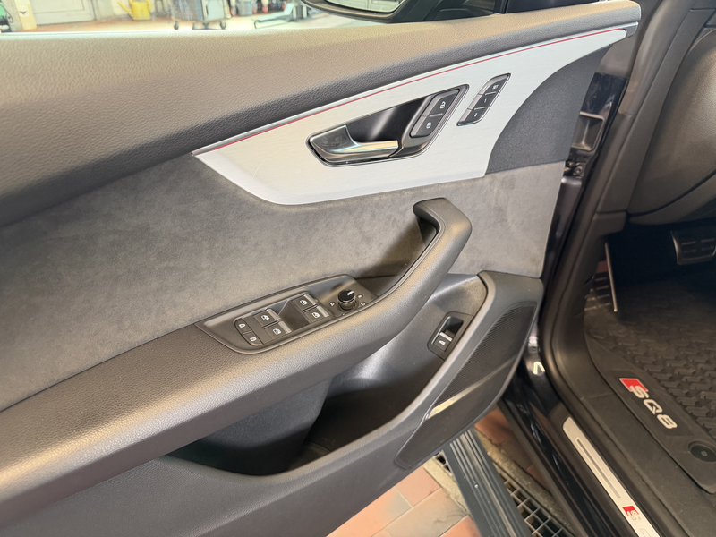 Audi SQ8 +PANORAMA+SITZKLIMA+MATRIX LED+BLACK PAKET — photo 5