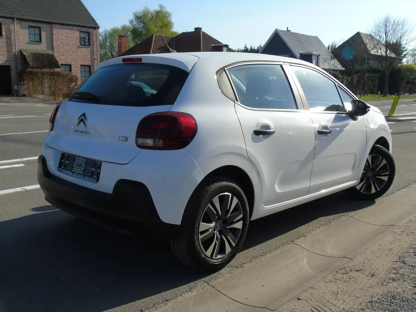Citroen C3 1.2i PureTech*1e Eigen*Ohboekje*Airco*EURO 6d-TEMP Weiß - 2